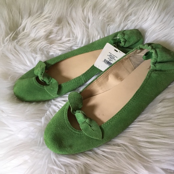 black flat shoes size 9